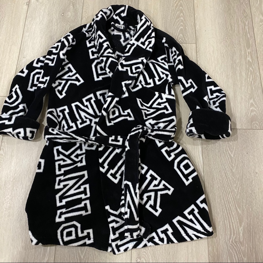 Victoria’s Secret Pink Robe